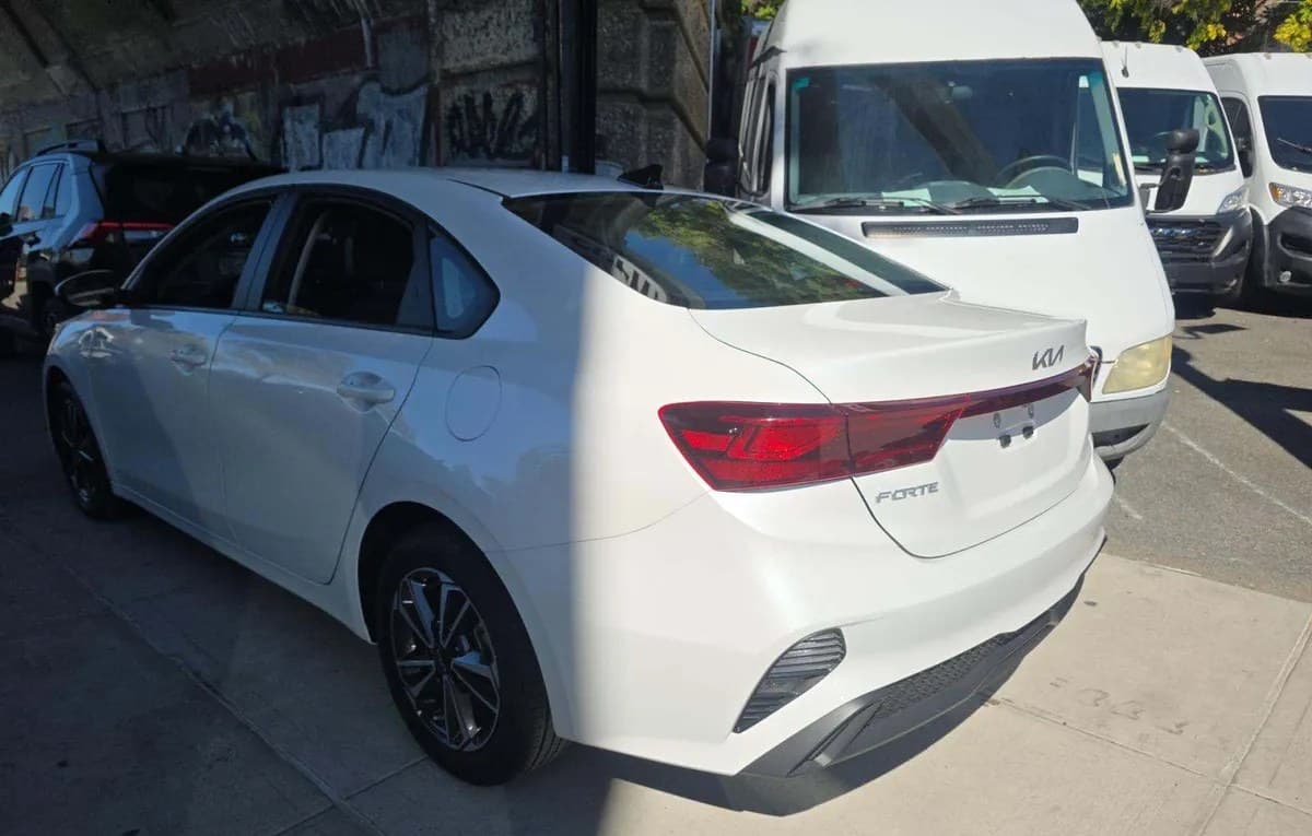 2024 KIA FORTE LXS 3