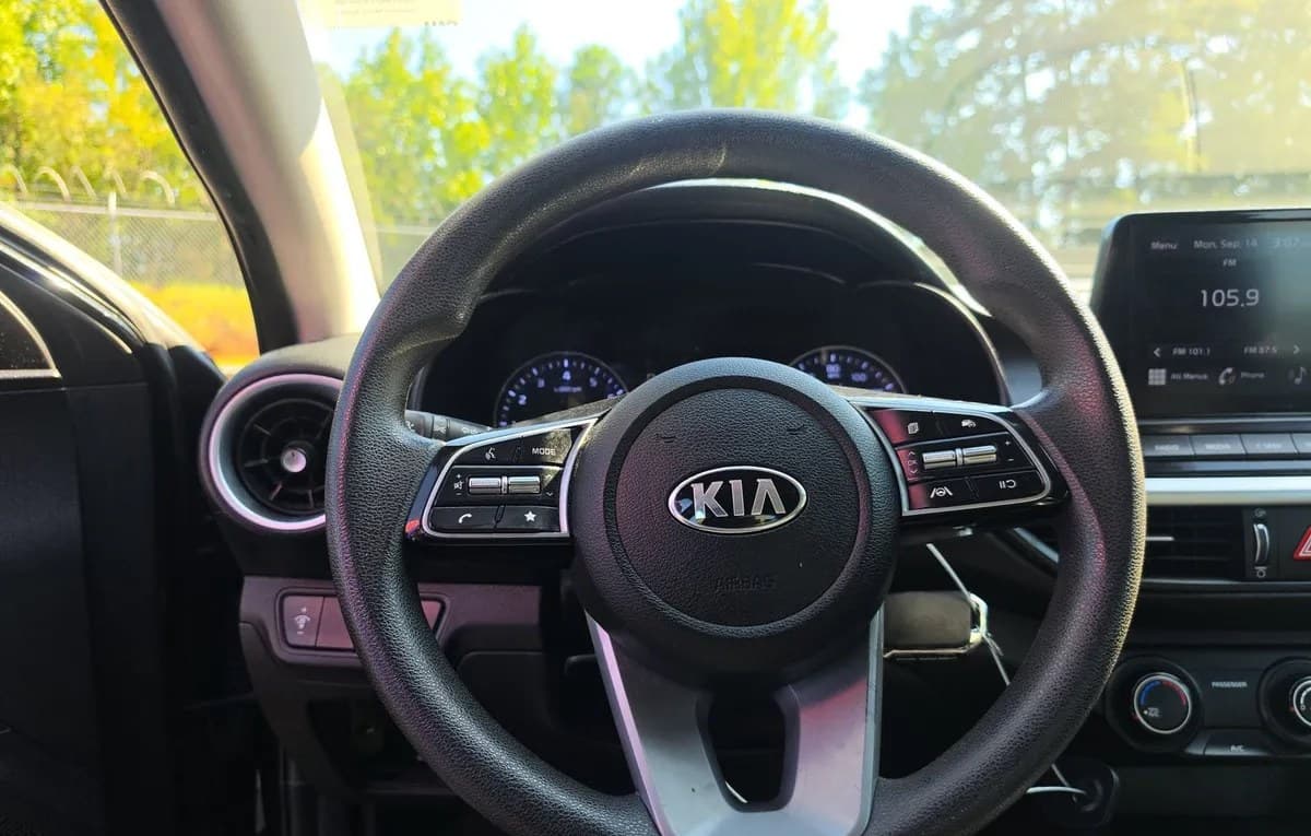 2023 KIA FORTE LXS 7