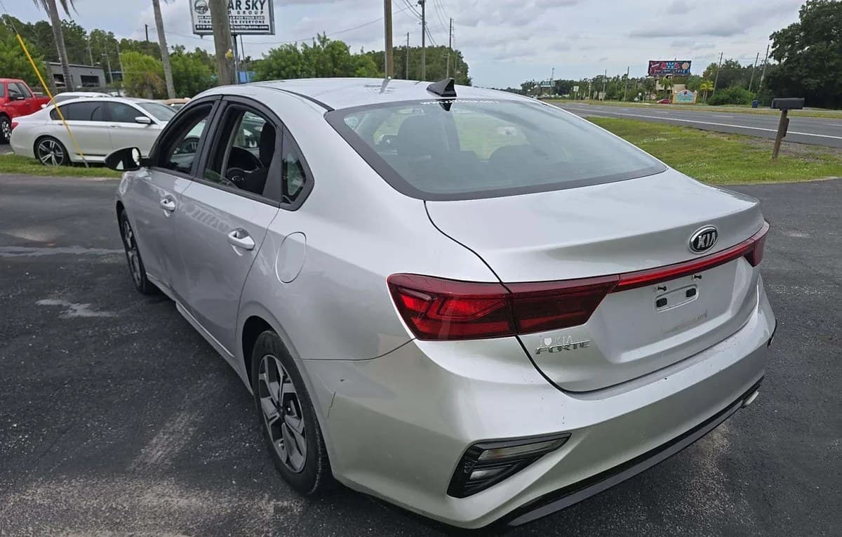 2019 KIA FORTE LXS 3