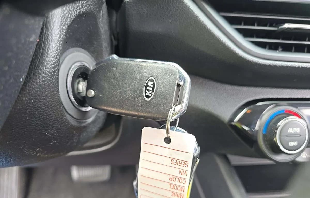 2019 KIA FORTE LXS 5