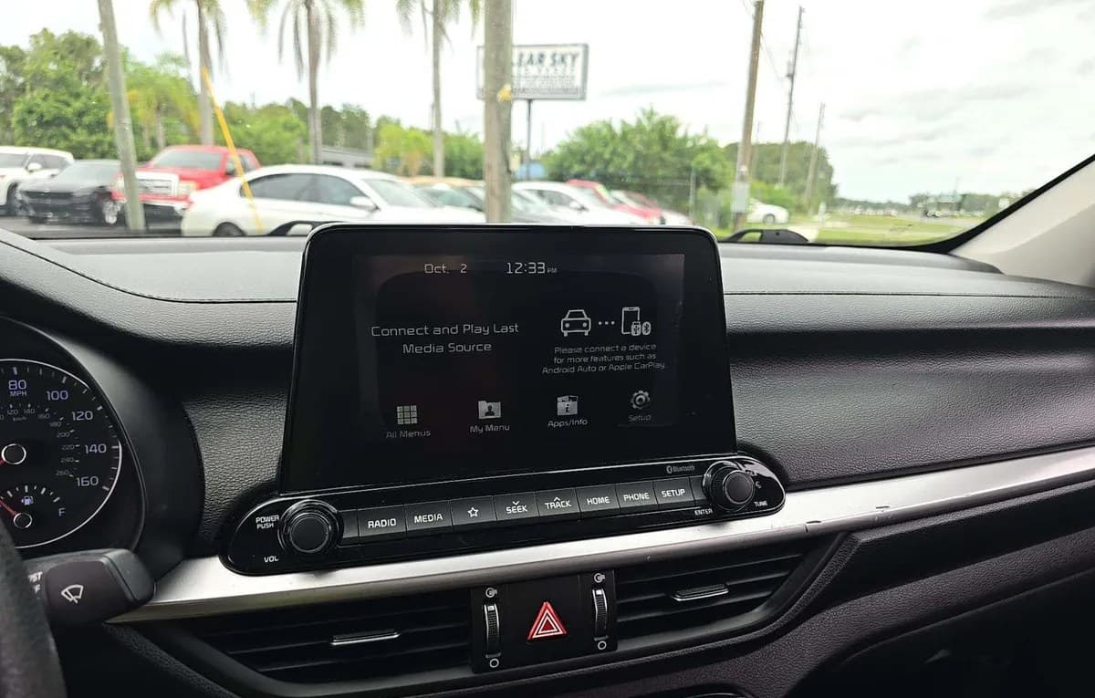 2019 KIA FORTE LXS 7