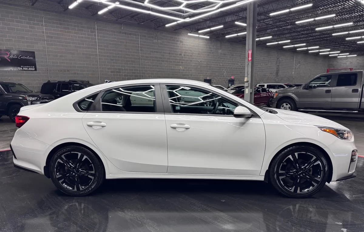 2021 KIA FORTE FE 3