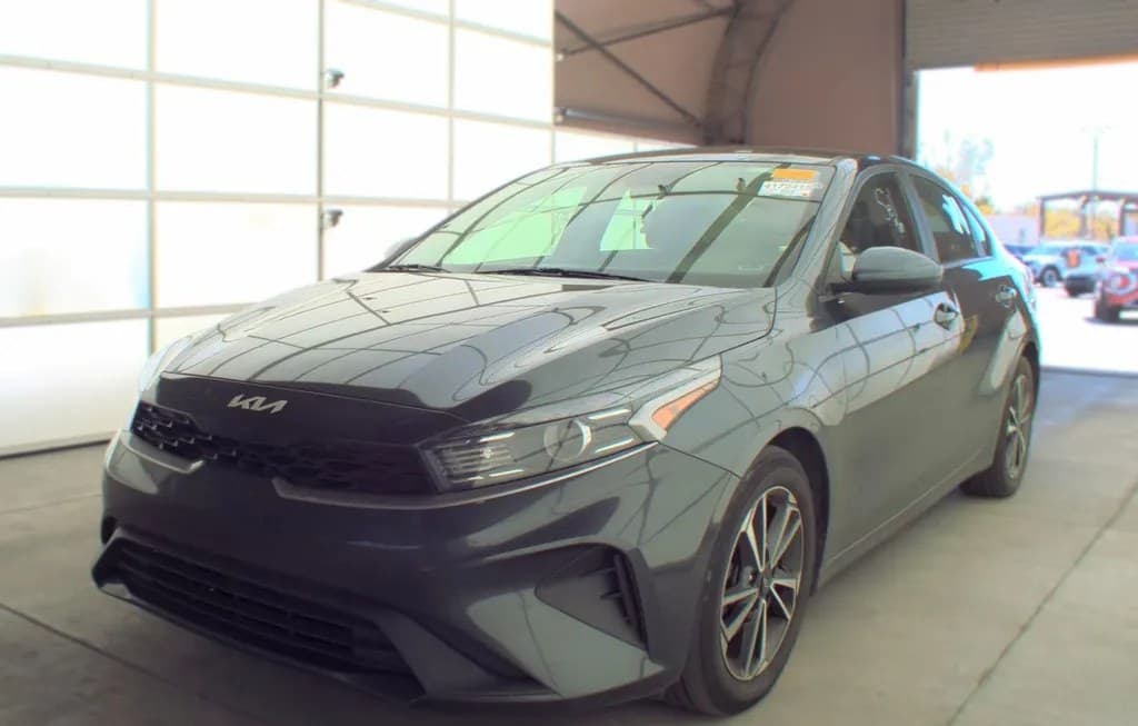 2024 KIA FORTE LXS 1