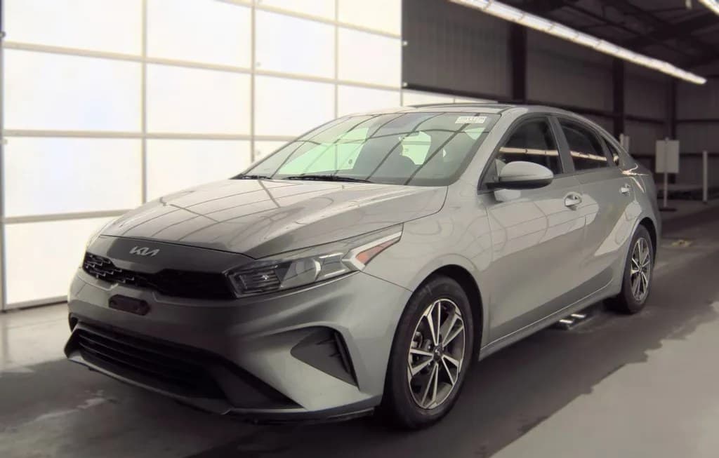 2023 KIA FORTE LXS