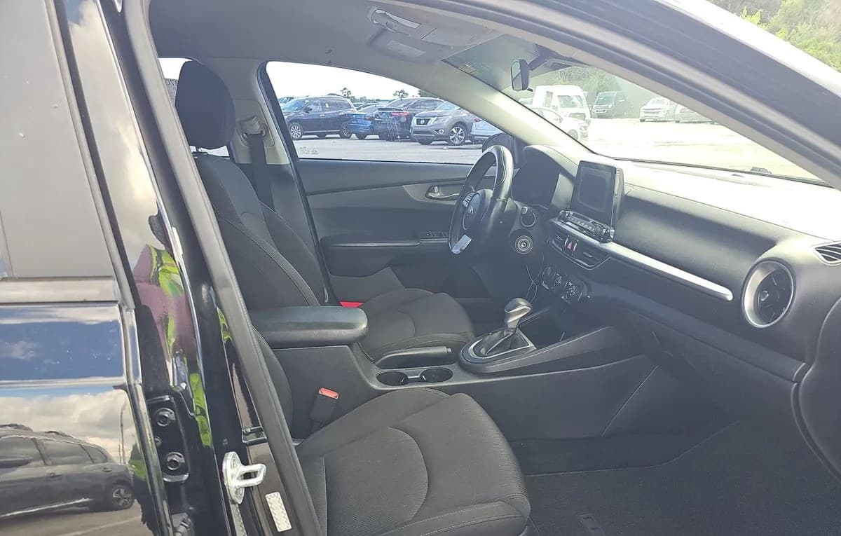 2021 KIA FORTE LXS 5