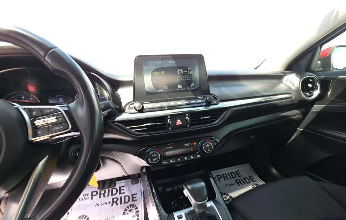 2019 KIA FORTE S 7