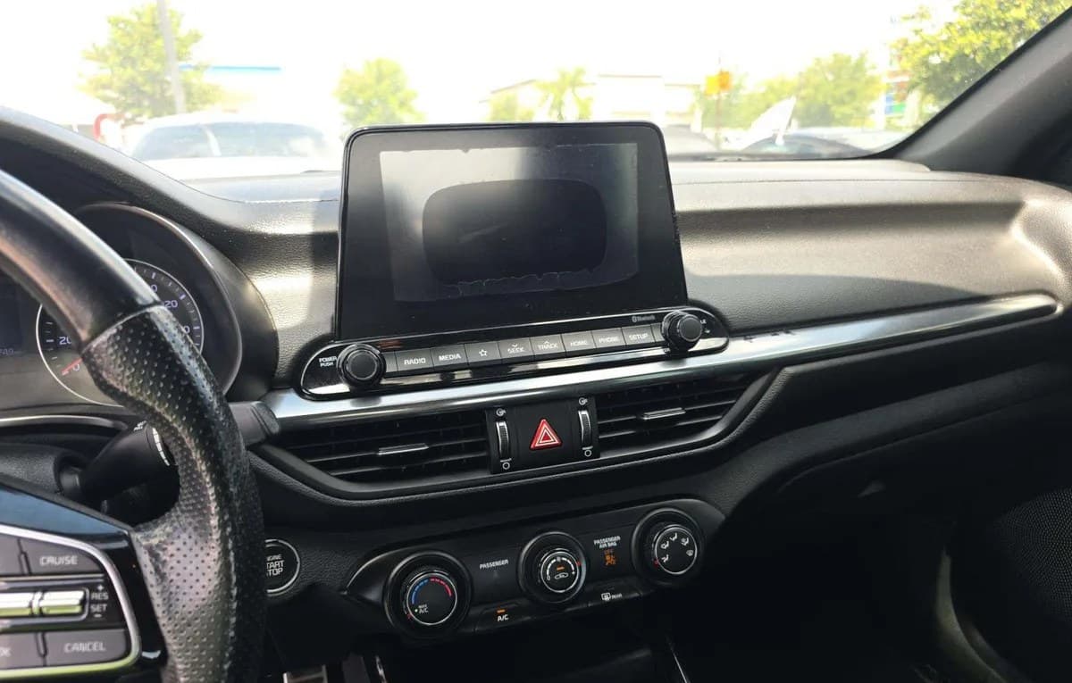2020 KIA FORTE GT-Line 7