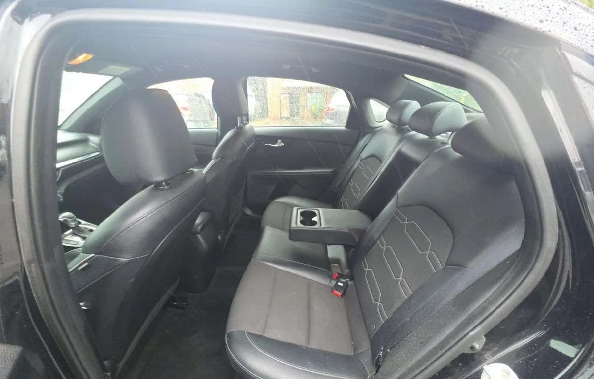 2020 KIA FORTE GT-Line 6