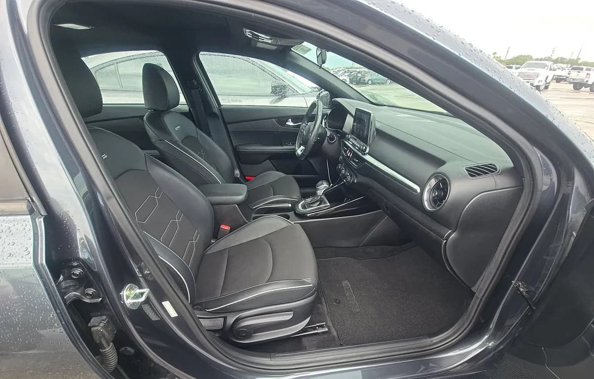 2020 KIA FORTE GT-Line 5