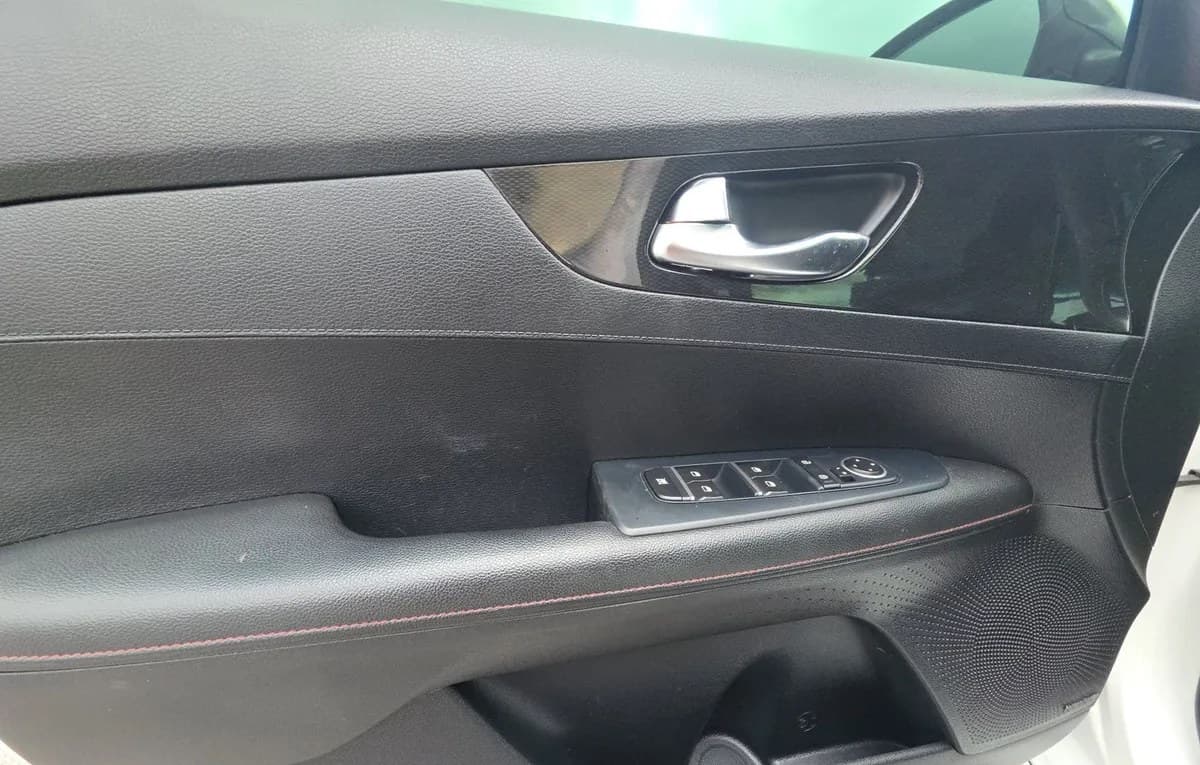 2020 KIA FORTE GT 6
