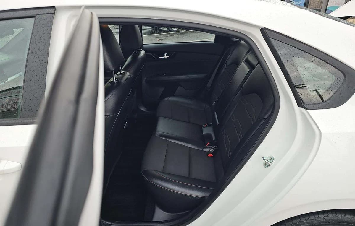 2023 KIA FORTE GT 7