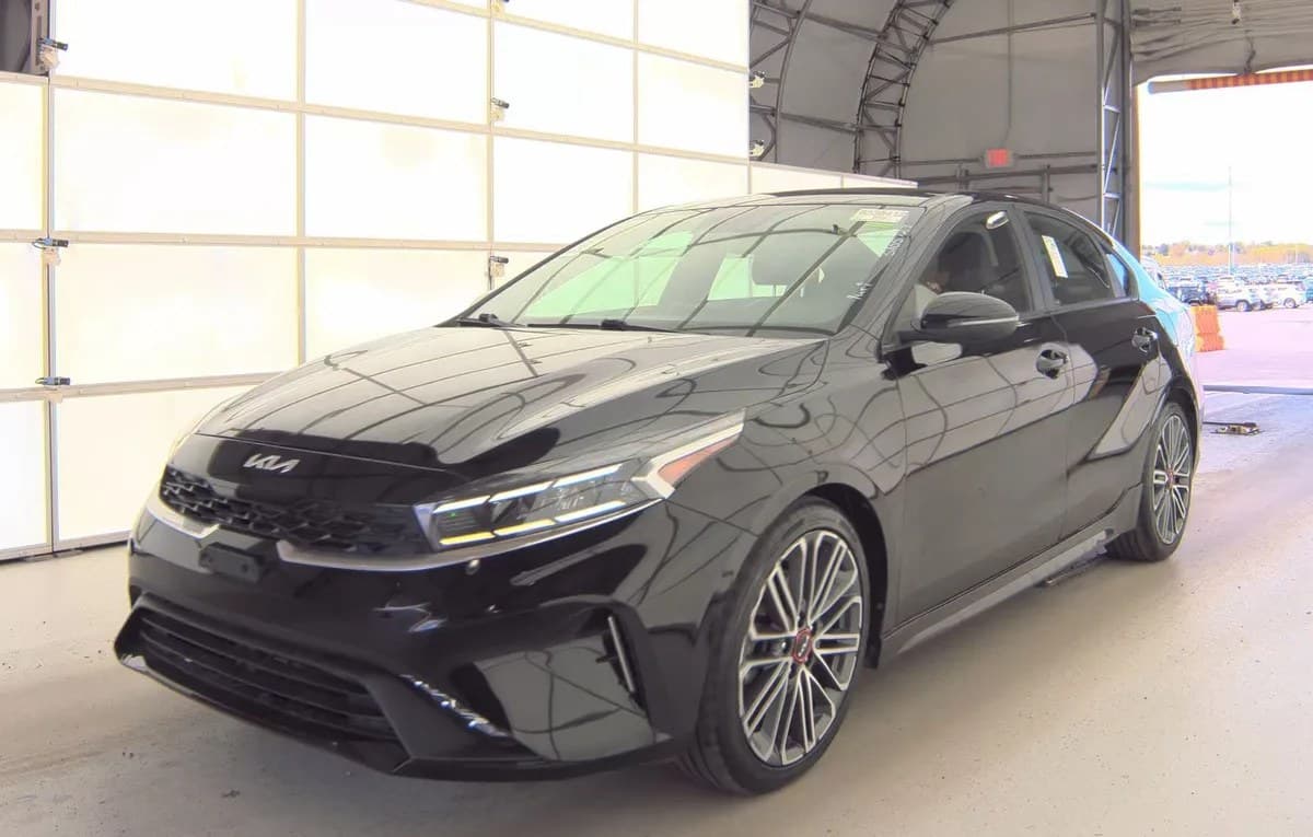 2023 KIA FORTE GT 2