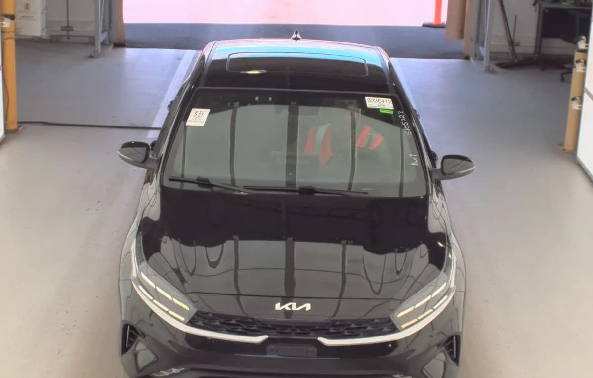 2023 KIA FORTE GT 3