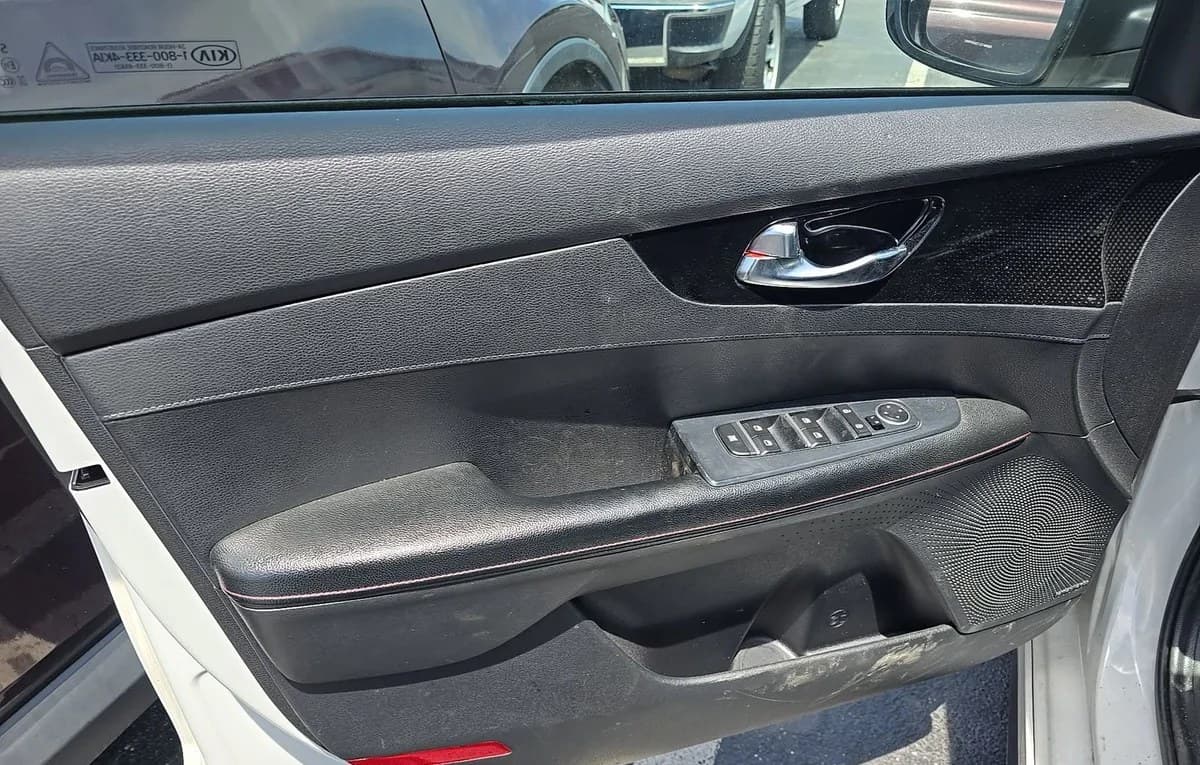 2020 KIA FORTE GT 6