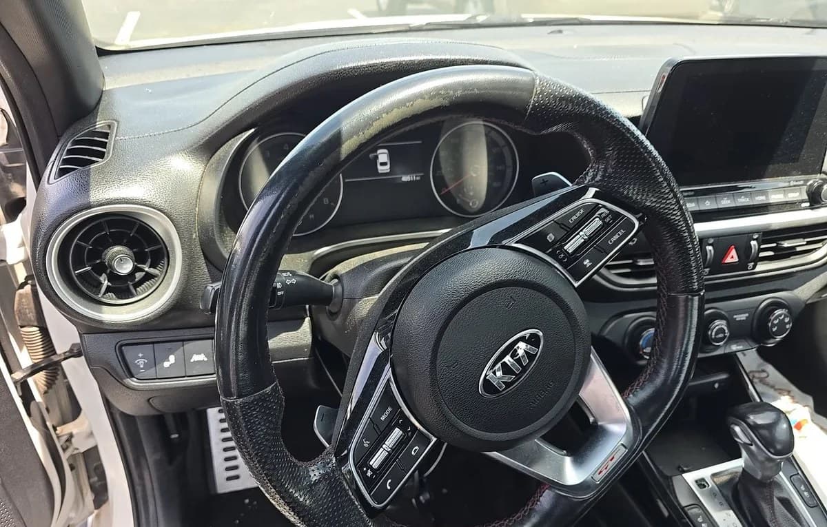 2020 KIA FORTE GT 7