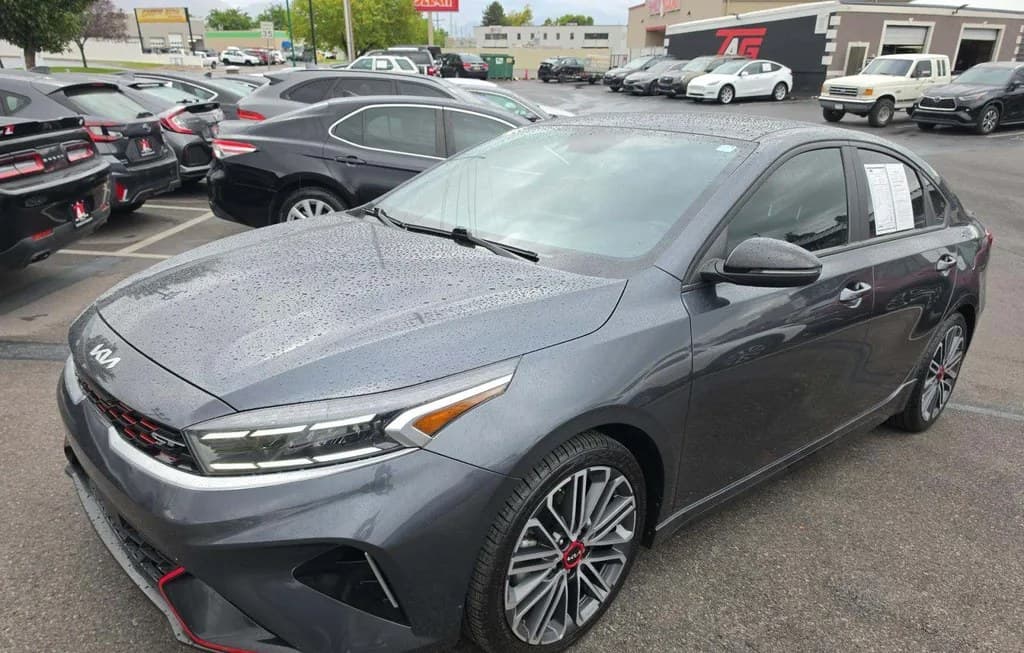 2023 KIA FORTE GT