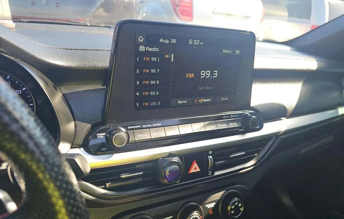 2021 KIA FORTE GT 7