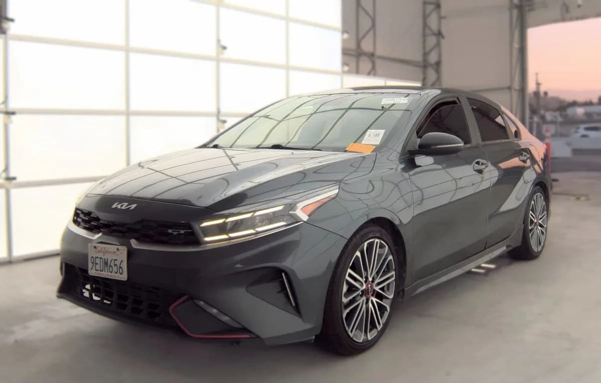 2023 KIA FORTE GT 2