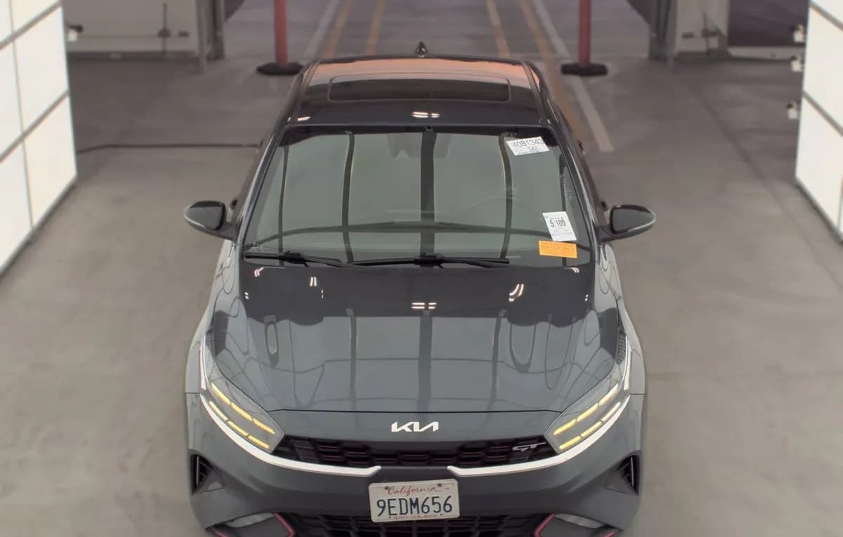 2023 KIA FORTE GT 3