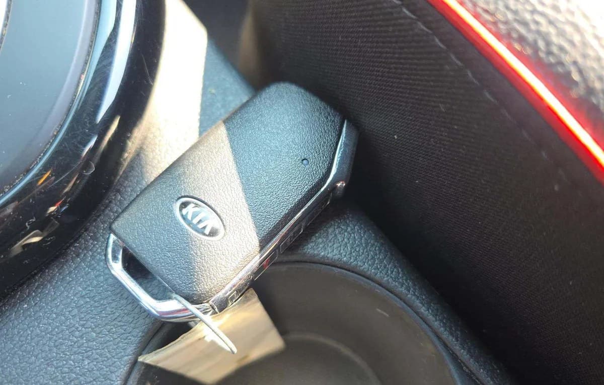 2021 KIA FORTE GT 5