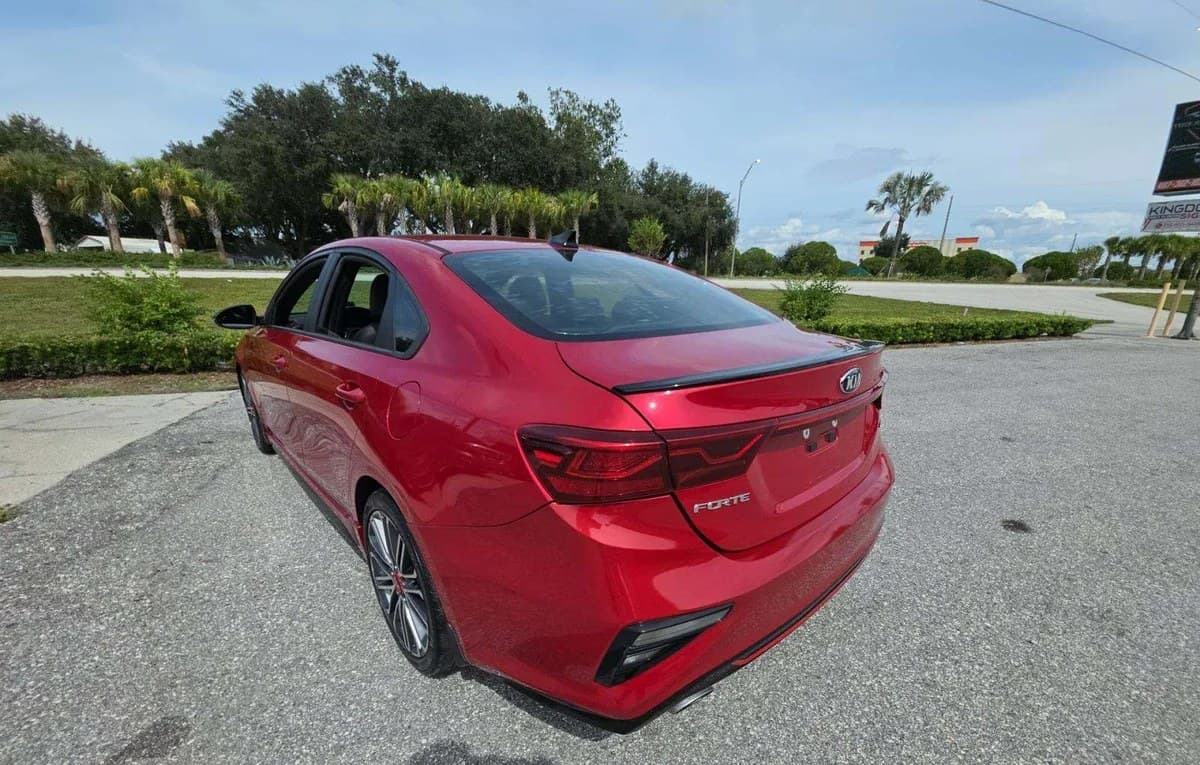 2021 KIA FORTE GT 3