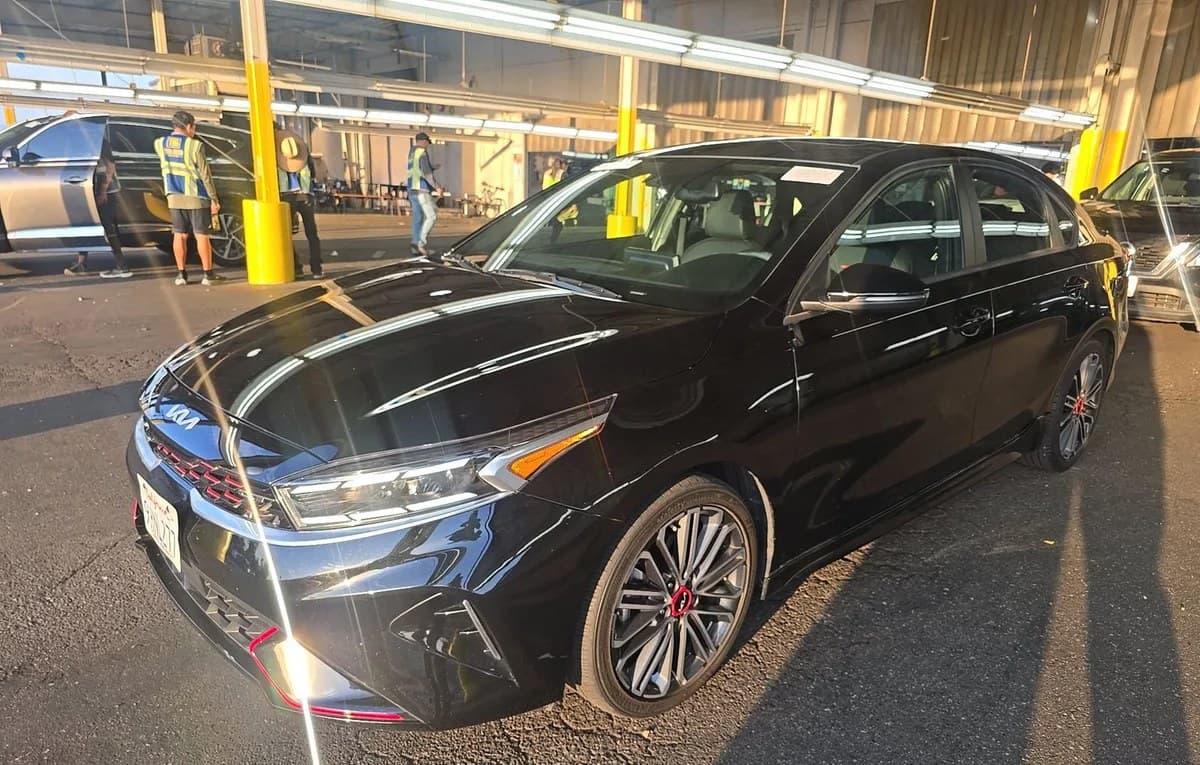 2023 KIA FORTE GT 2