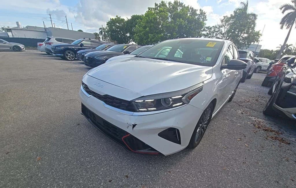 2024 KIA FORTE GT-LINE