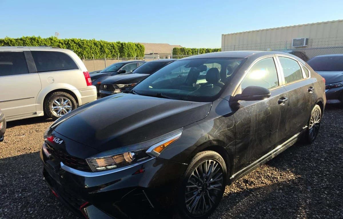 2024 KIA FORTE GT-LINE 2
