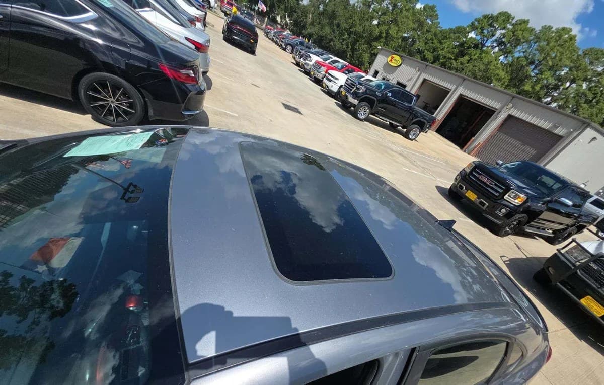 2023 KIA FORTE GT-Line 6