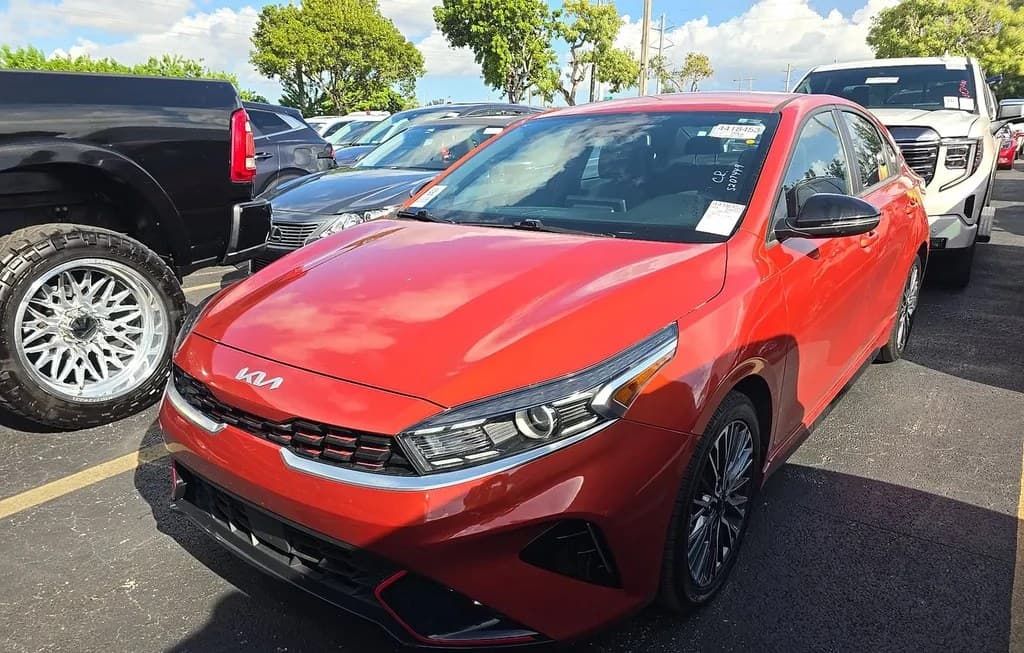 2023 KIA FORTE GT-LINE