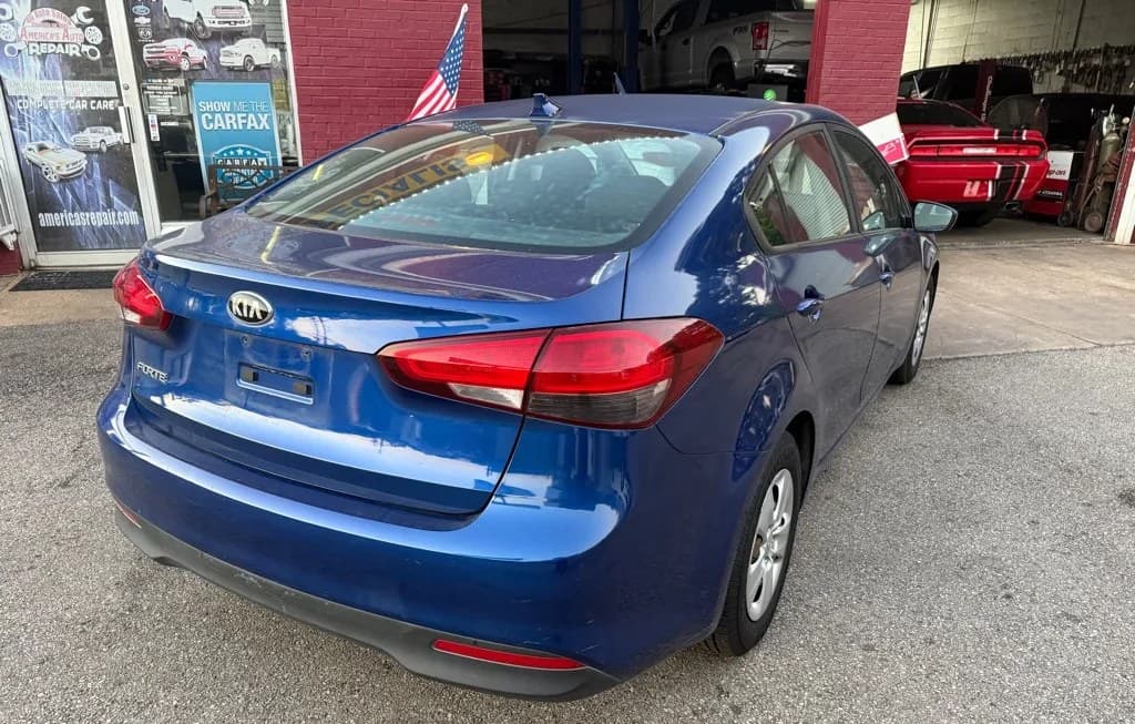 2017 KIA FORTE LX 5