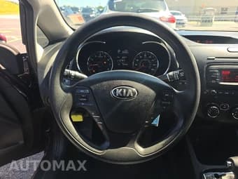 2017 KIA FORTE LX 11