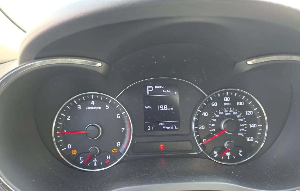 2017 KIA FORTE LX 6