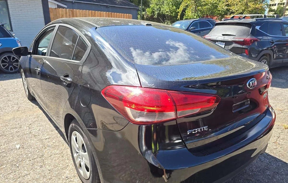 2017 KIA FORTE LX 2