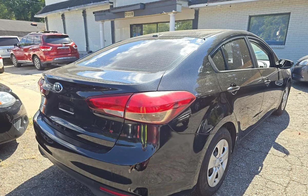 2017 KIA FORTE LX 3