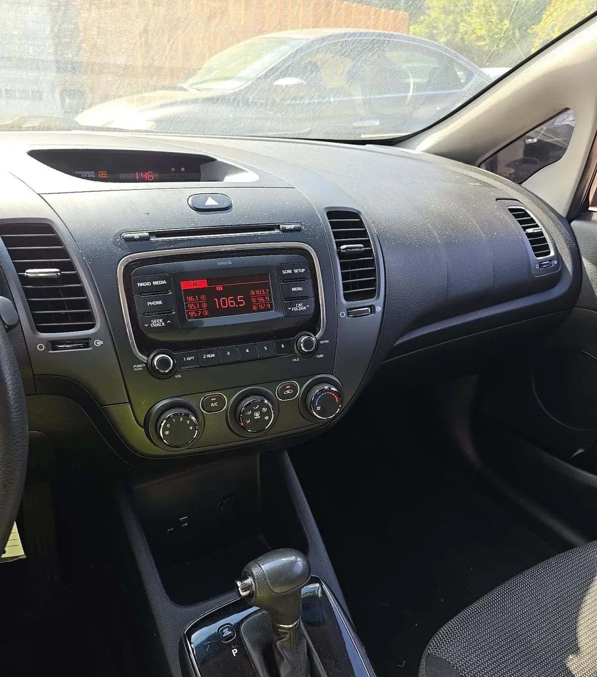 2017 KIA FORTE LX 6