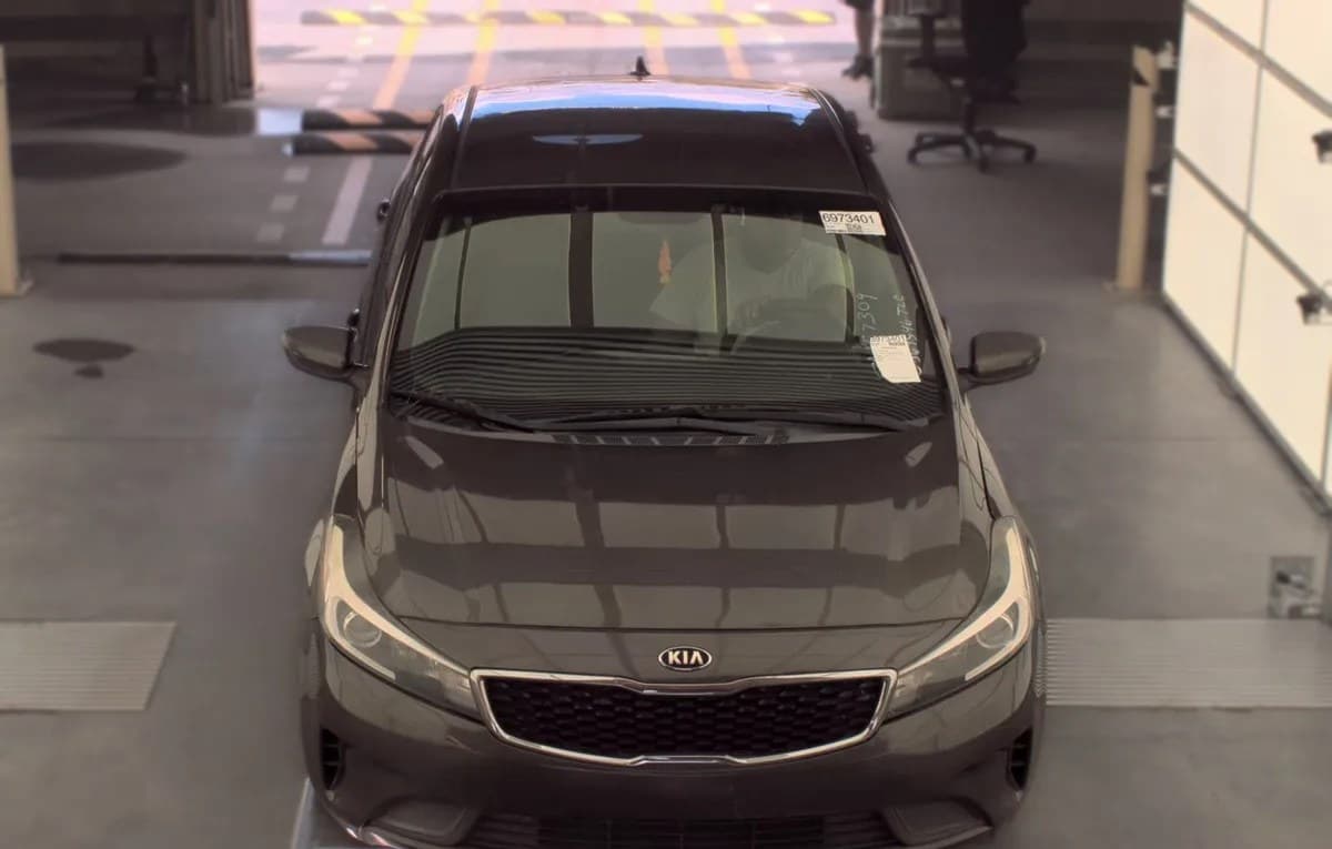 2017 KIA FORTE LX 2