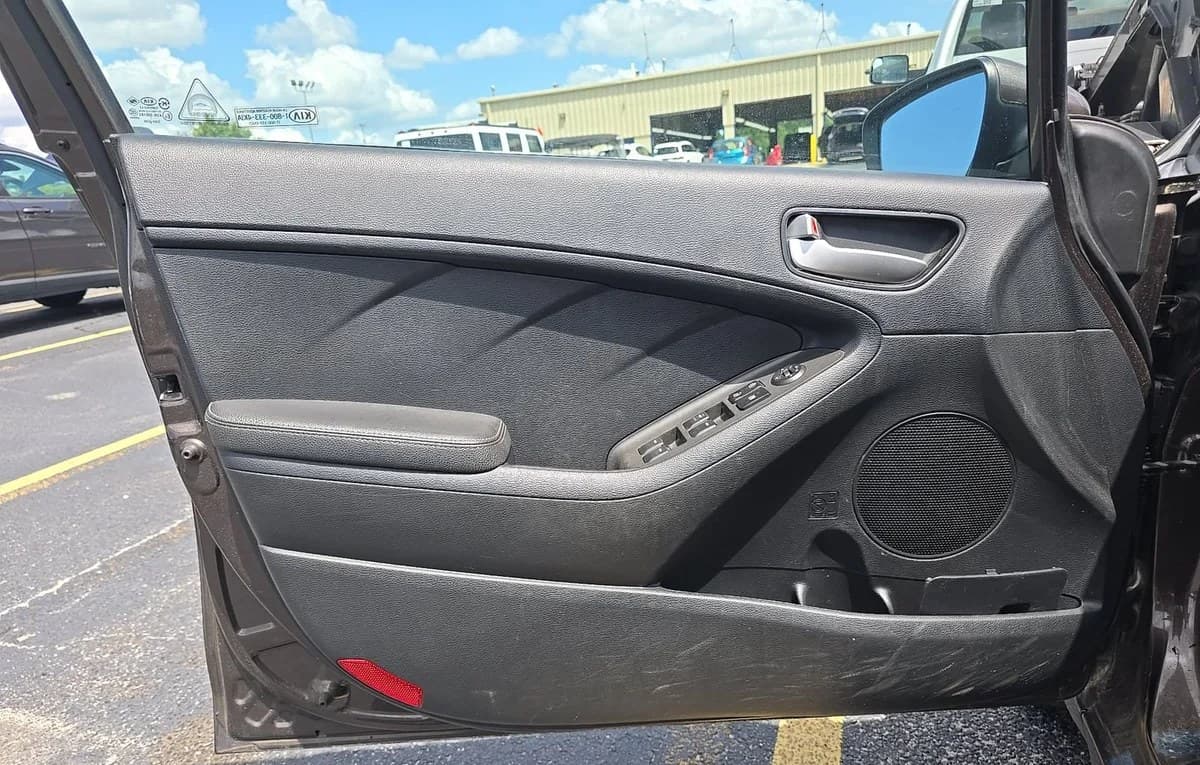 2017 KIA FORTE LX 5