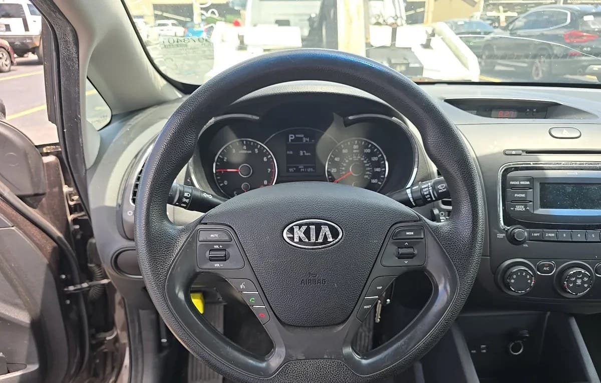 2017 KIA FORTE LX 6