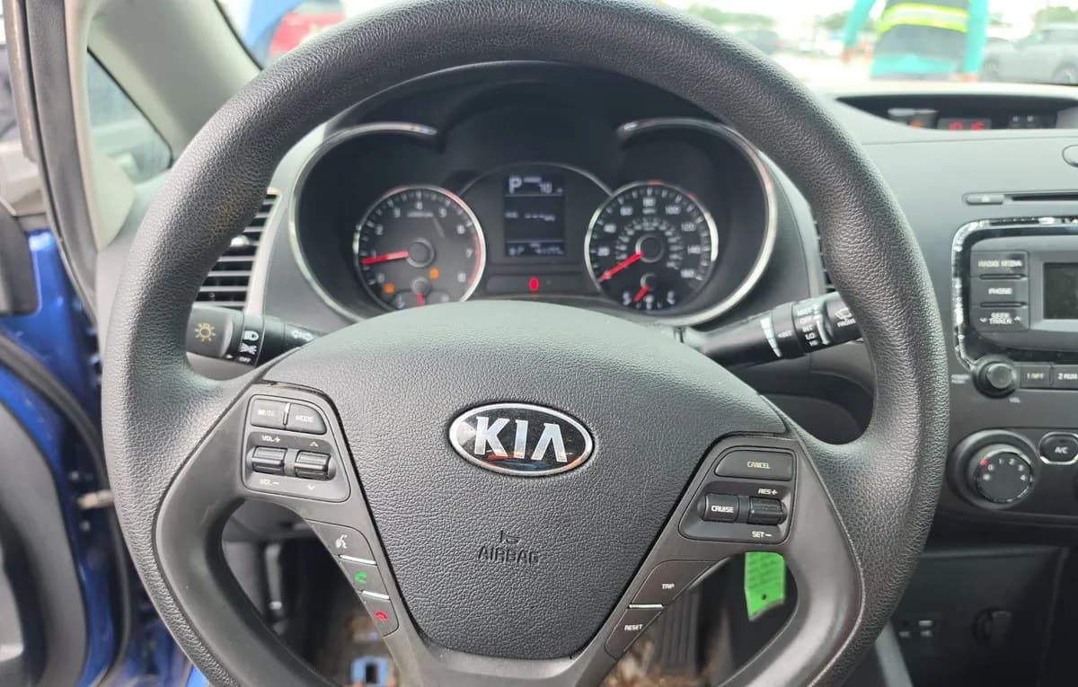 2018 KIA FORTE LX SEDAN 7