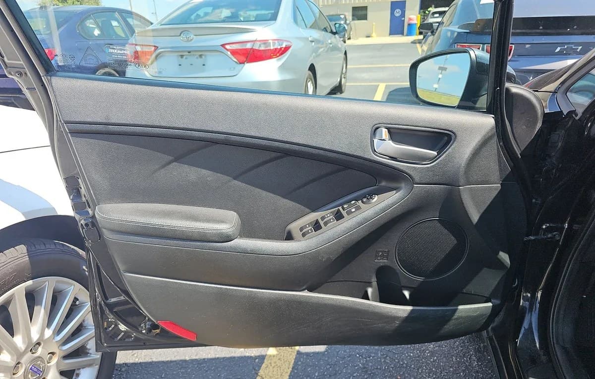 2017 KIA FORTE LX 5