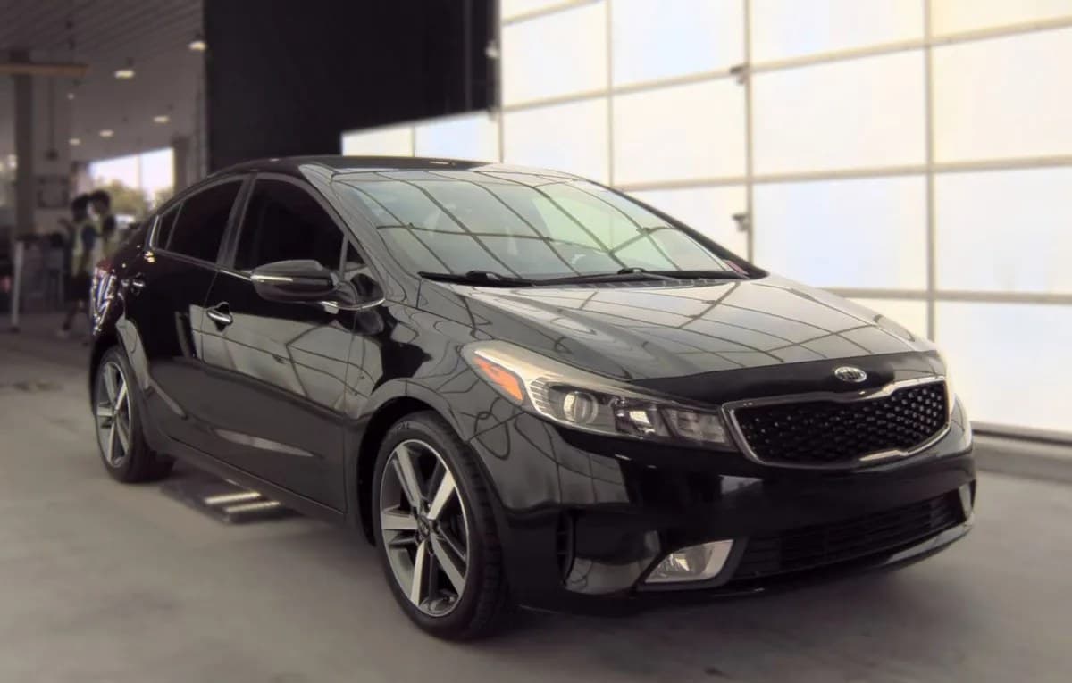 2017 KIA FORTE EX 4
