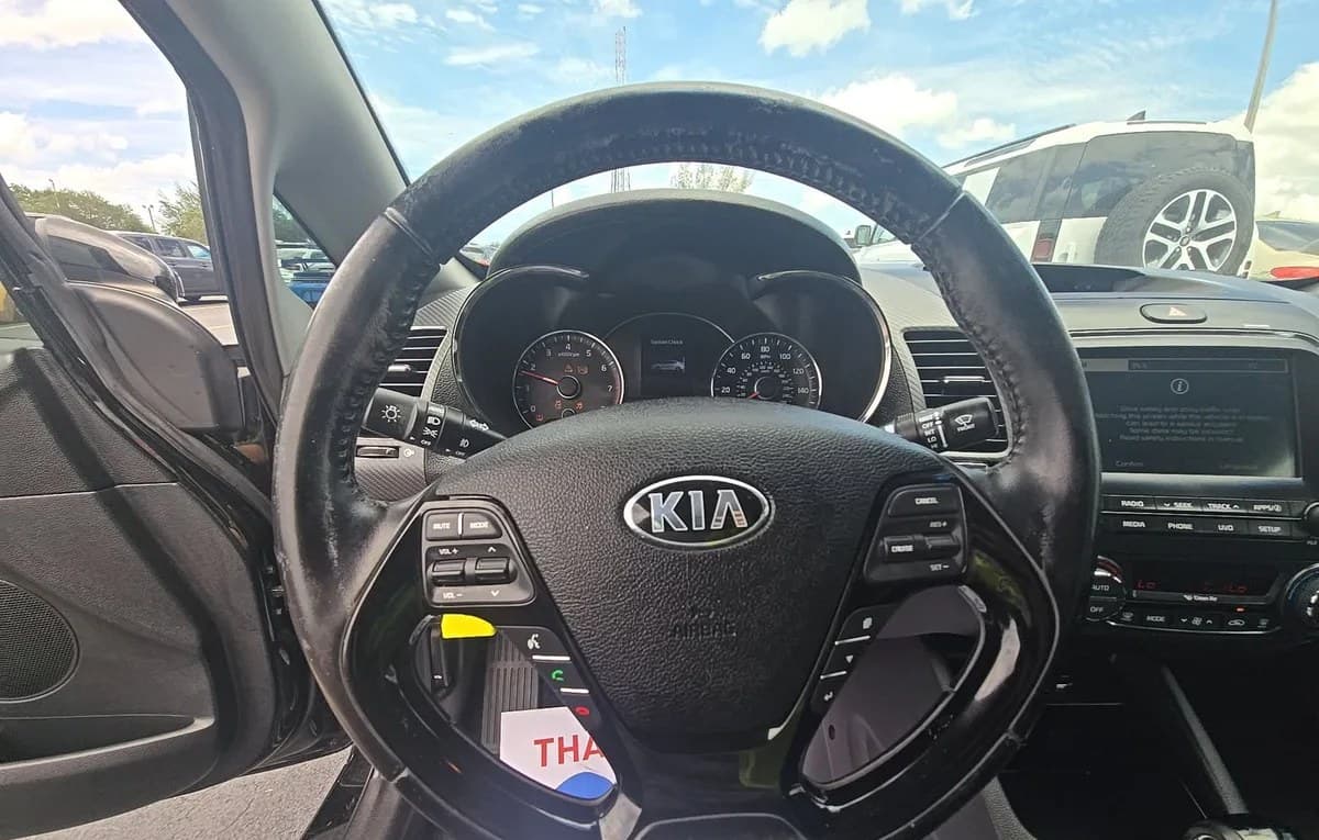 2017 KIA FORTE EX 7