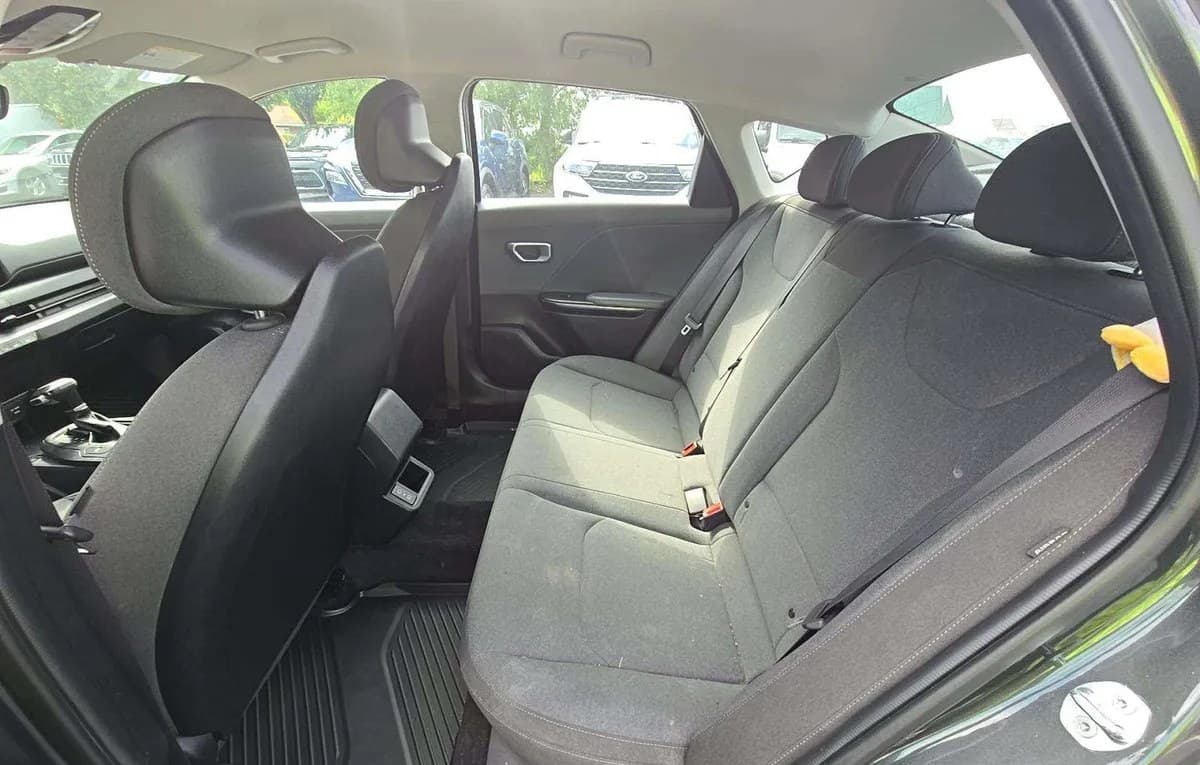 2025 KIA K4 LXS 7