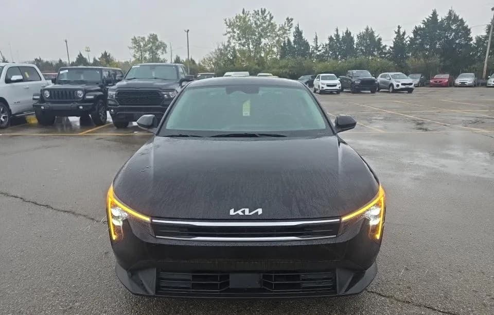 2025 KIA K4 LXS 3