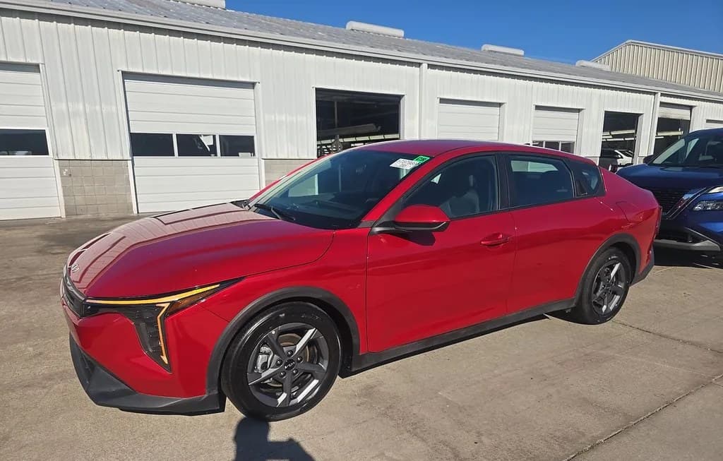 2025 KIA K4 LXS