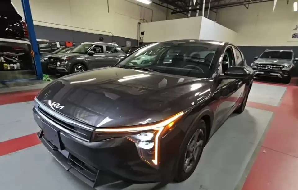 2026 KIA K4 LXS 2