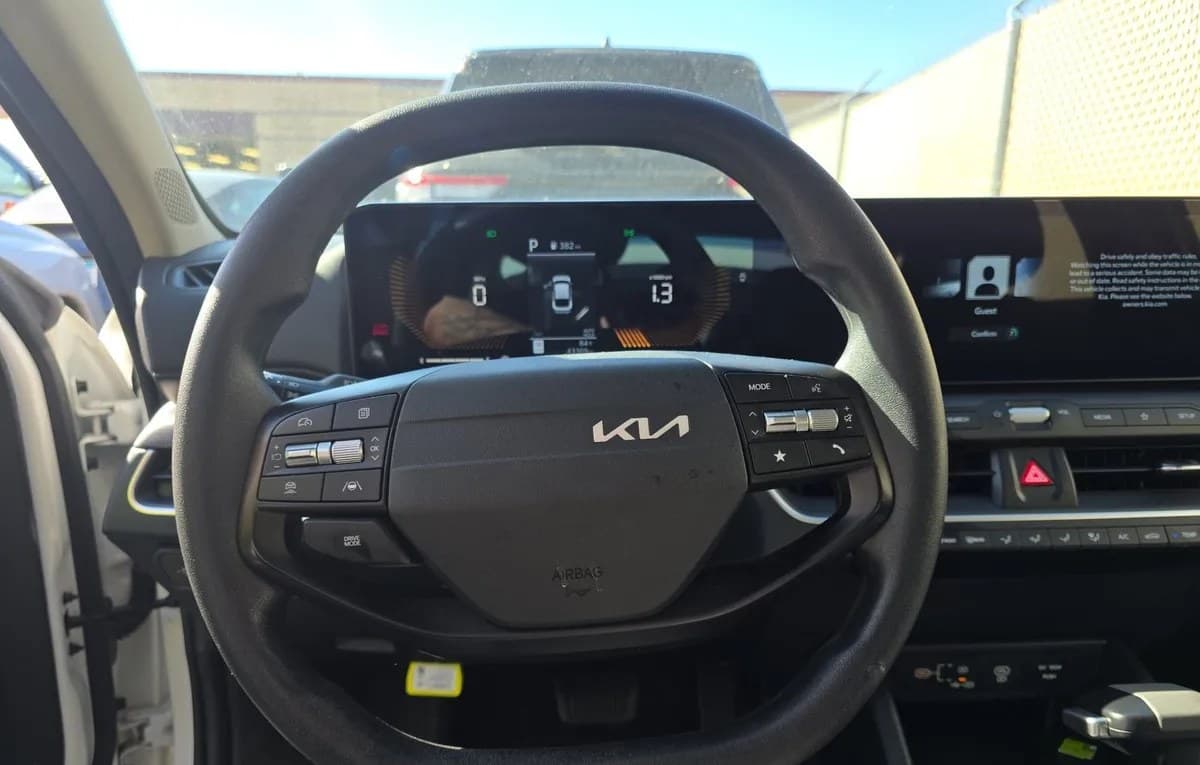 2025 KIA K4 LXS 7
