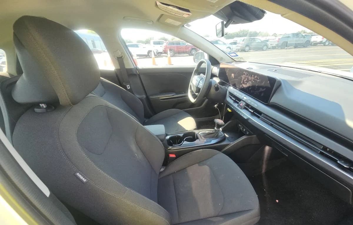 2026 KIA K4 LXS 5