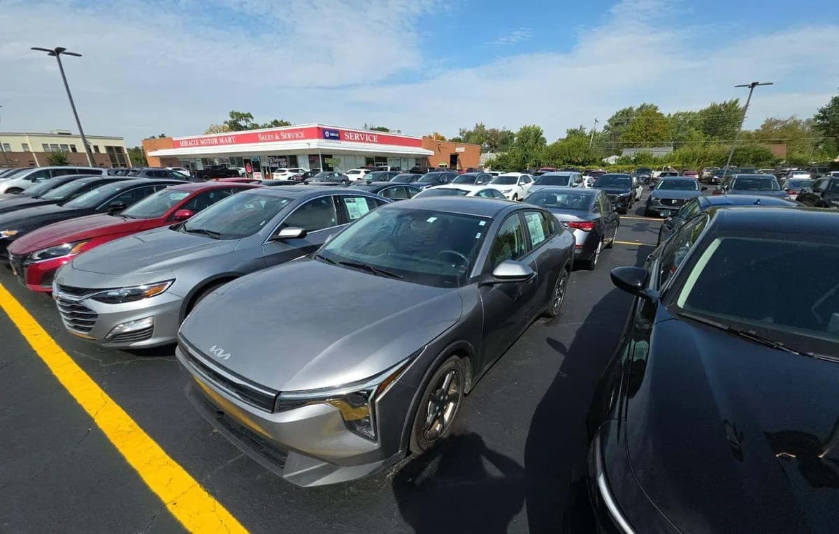 2025 KIA K4 LXS 2